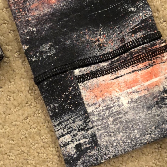 Lululemon jacket - Picture 4 of 7